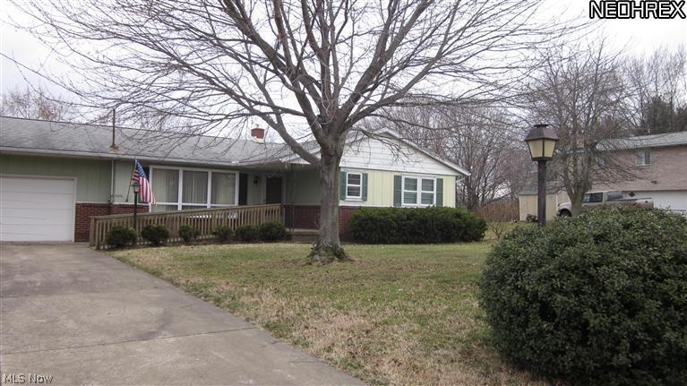 4696 Venus Road Uniontown, OH 44685 - Photo 2 of 18 Gallery Image 2