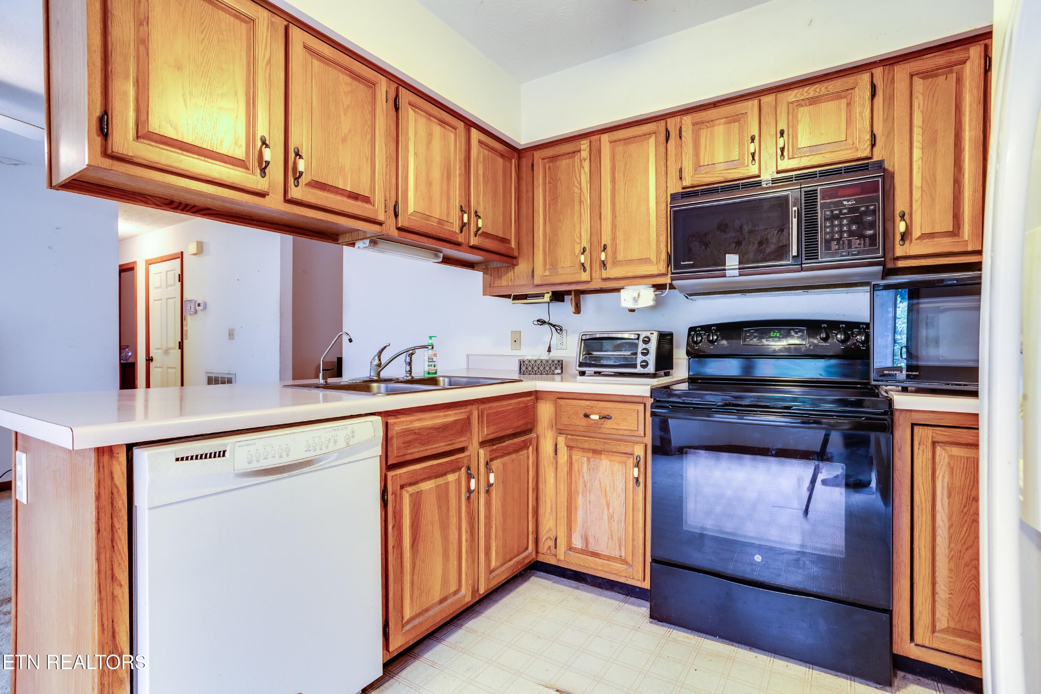 375 Rainbow Road Sevierville, TN 37862 - Photo 20 of 58 Gallery Image 20