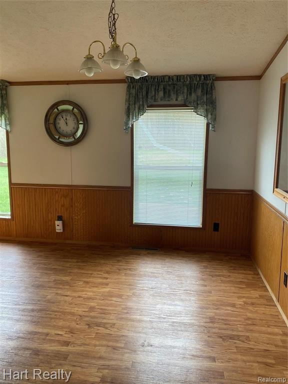 5355 Chambers Road Mayville, MI 48744 - Photo 6 of 27