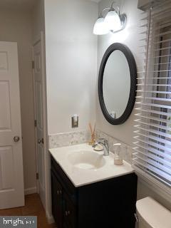 202 Queens Gate Road Lititz, PA 17543 - Photo 33 of 34 Bathroom 2
