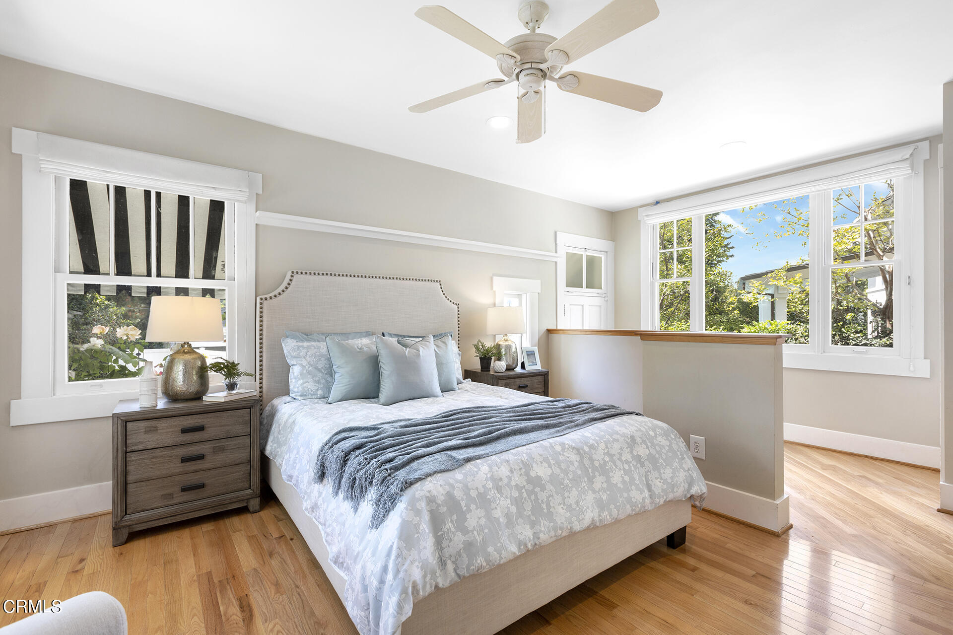 509 Prospect Boulevard Pasadena, CA 91103 - Photo 28 of 68 a bedroom with a large bed and a window