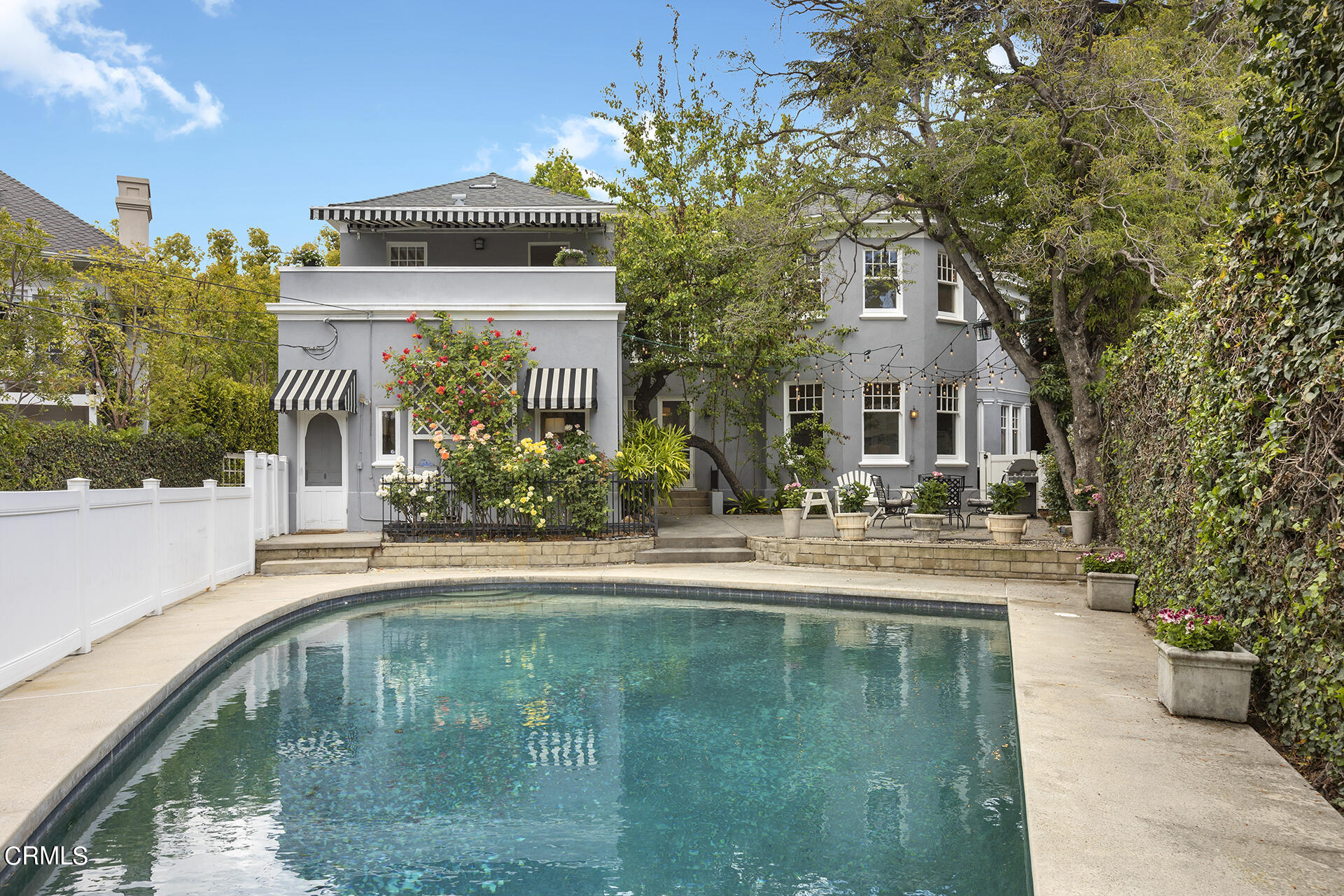 509 Prospect Boulevard Pasadena, CA 91103 - Photo 58 of 68 a house view with a outdoor space