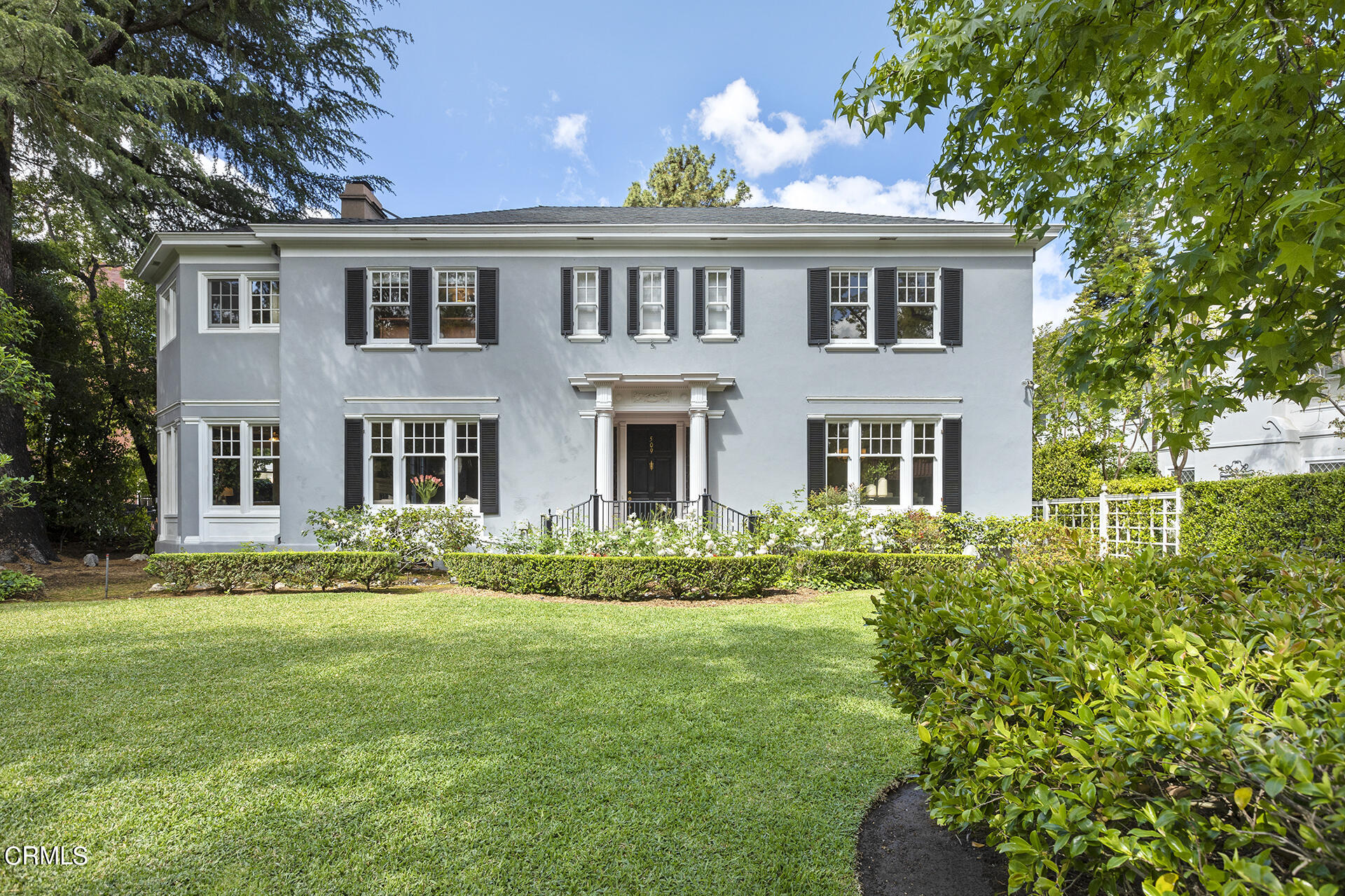 509 Prospect Boulevard Pasadena, CA 91103 - Photo 8 of 68 a front view of a house with a yard