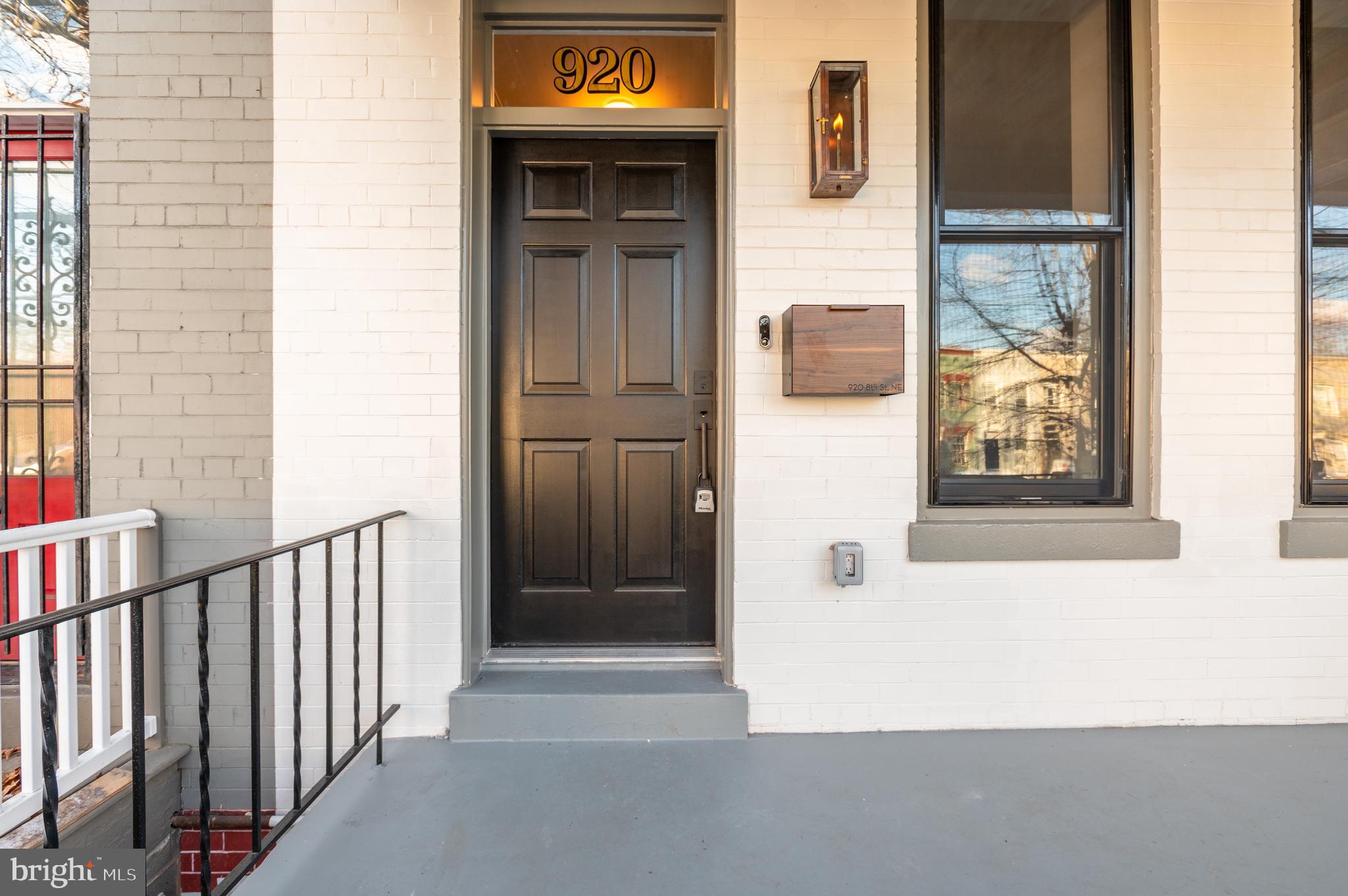 920 8th Street Northeast Washington, DC 20002 - Photo 2 of 46 Gallery Image 2