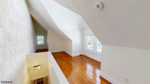 $4,600 | 40-42 Dunnell Road, Unit 1, Maplewood, NJ 07040