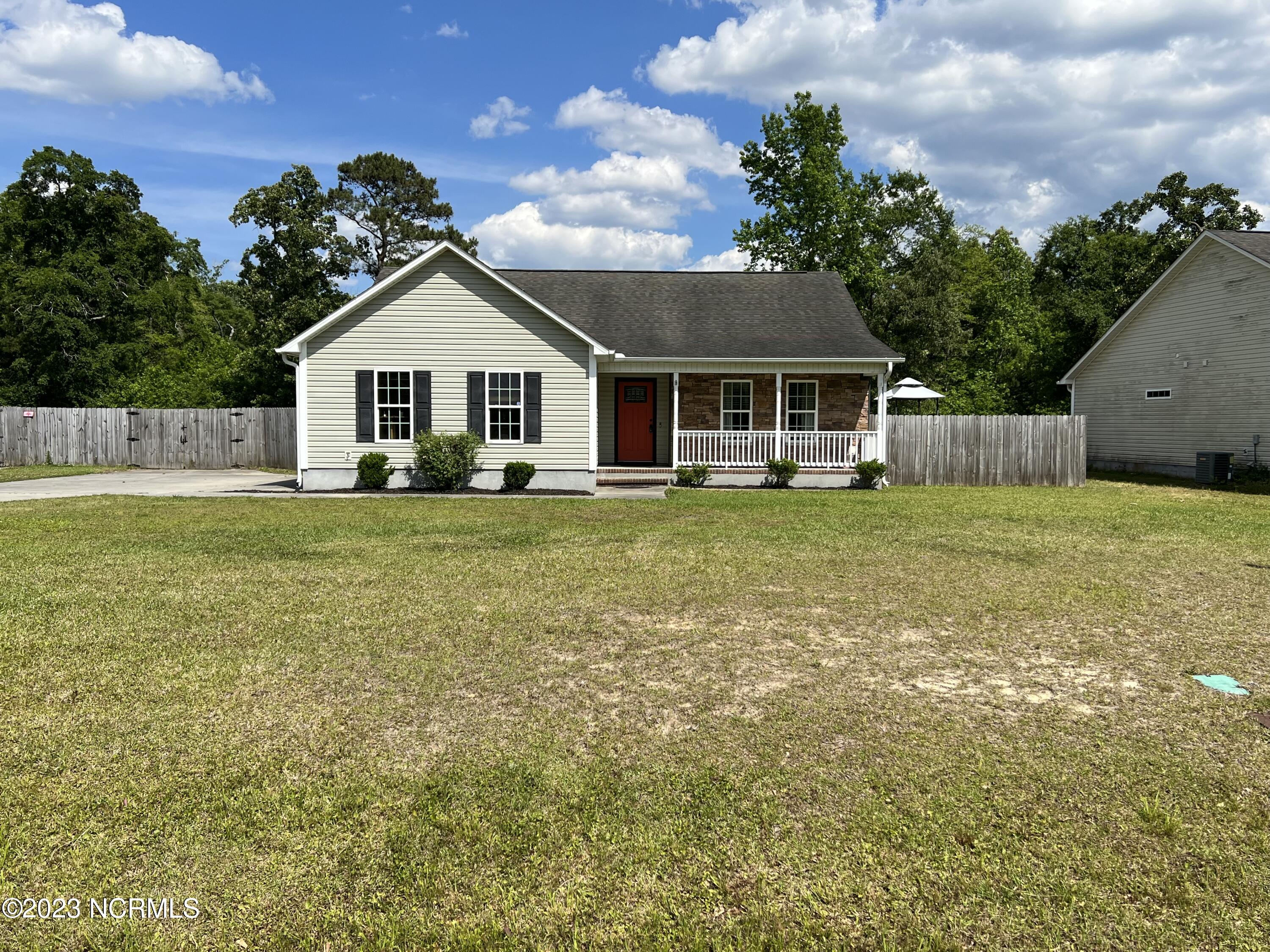 293 Haws Run Road Jacksonville, NC 28540 - Photo 1 of 29 Front of home.