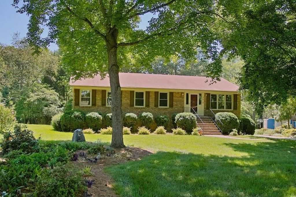 2614 Freemont Road Durham, NC 27705 - Photo 2 of 19 Photo 2