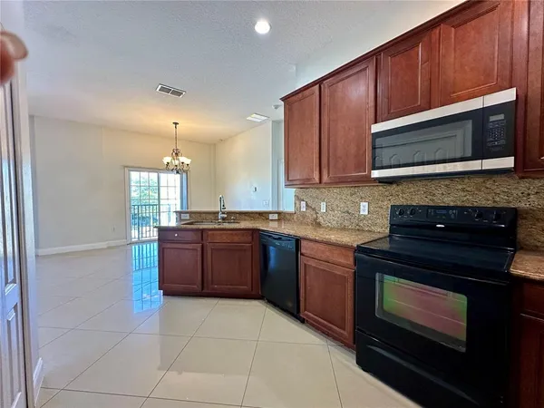 $1,800 | 1991 Estancia Circle, Unit 16A, Kissimmee, FL 34741