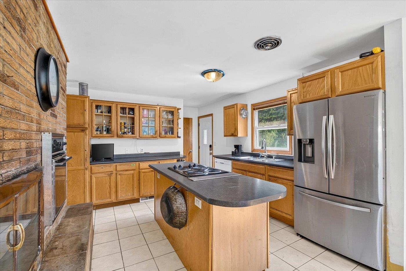 3142 Larsen Road Madison, WI 53711 - Photo 4 of 33
