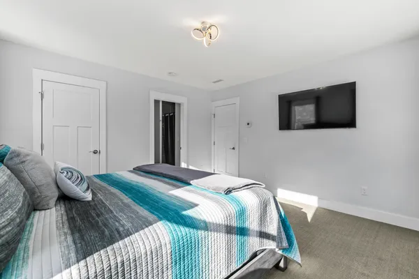 $995,000 | 11 Driftwood Lane, Kittery, ME 03904