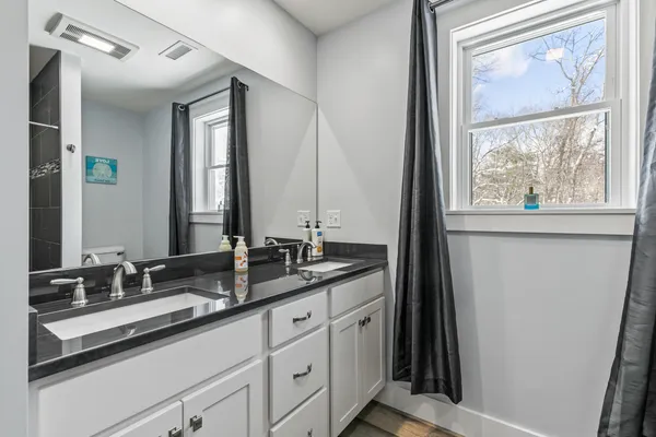 $995,000 | 11 Driftwood Lane, Kittery, ME 03904