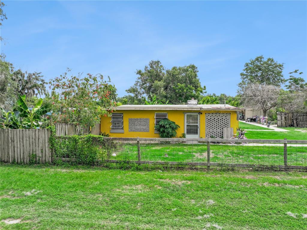 825 Cook Road Mulberry, FL 33860 - Photo 4 of 25