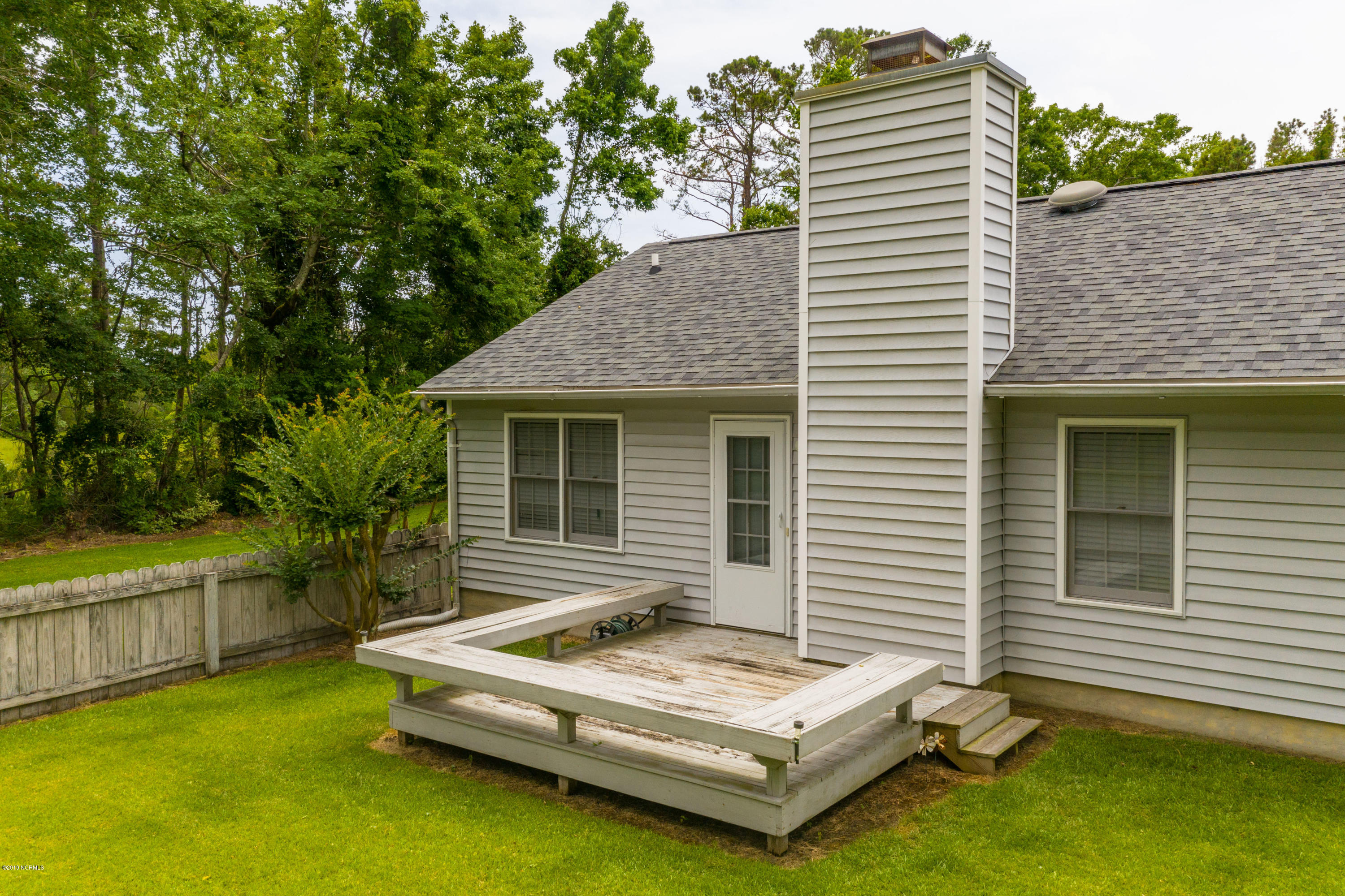 602 Barbour Road Morehead City, NC 28557 - Photo 22 of 32 Back Yard