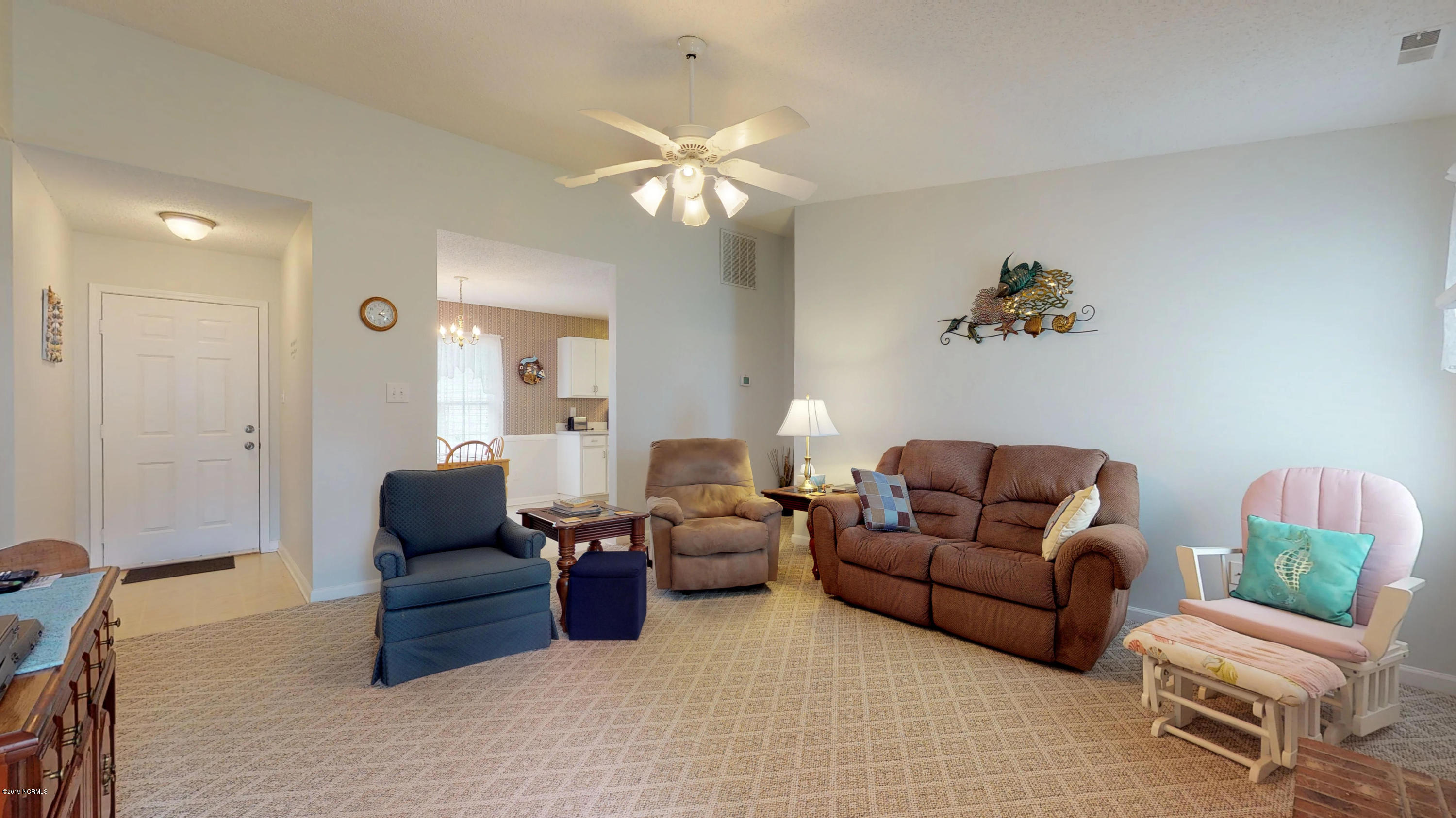 602 Barbour Road Morehead City, NC 28557 - Photo 3 of 32 Living Room