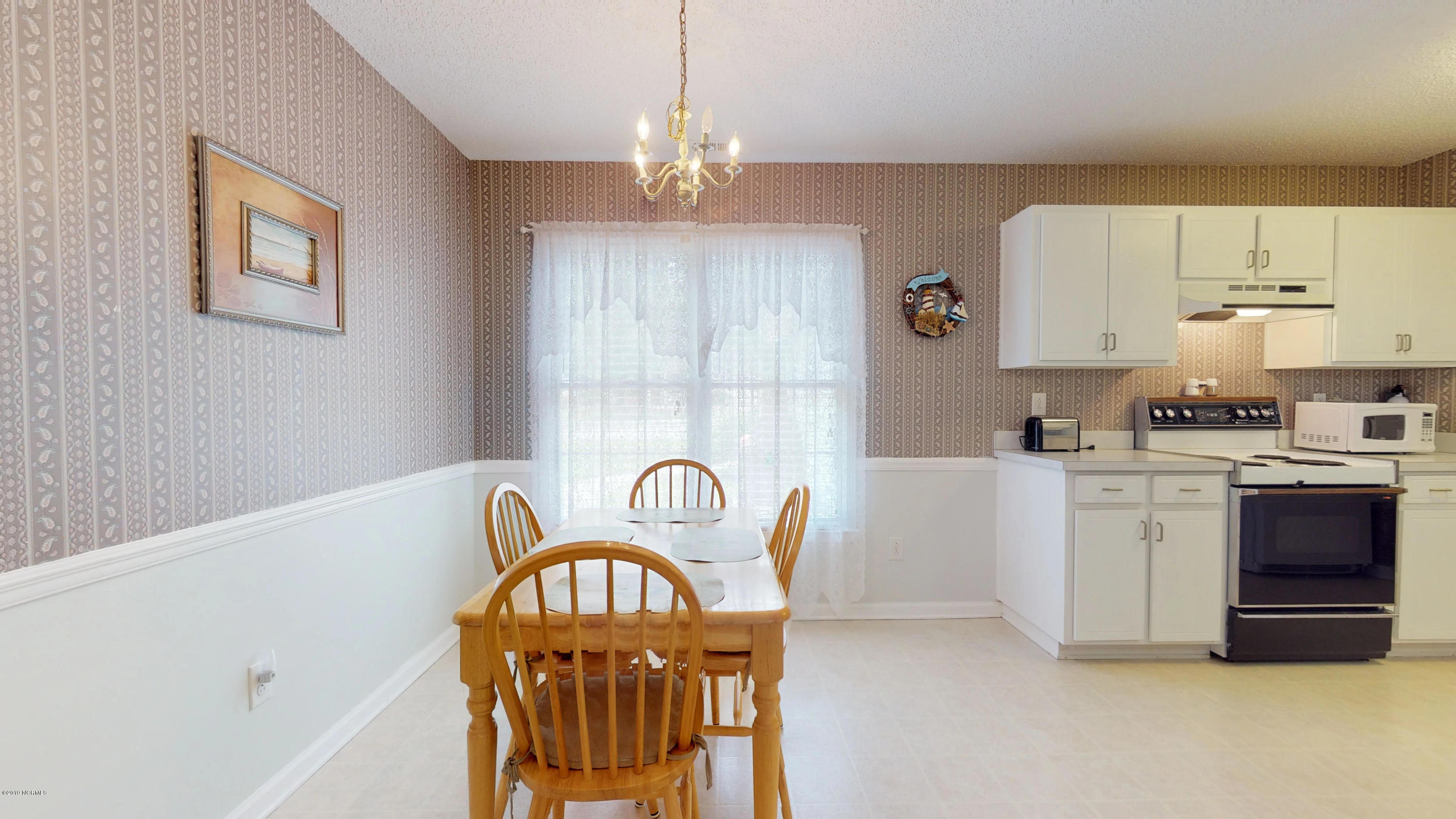 602 Barbour Road Morehead City, NC 28557 - Photo 6 of 32 Dining Room