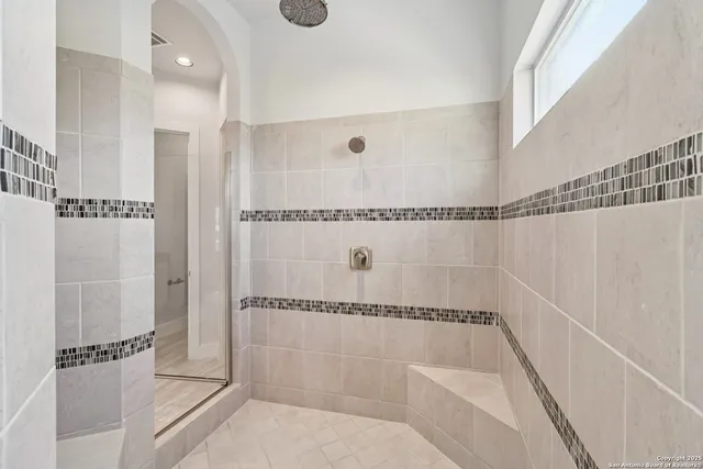 $770,000 | 31040 Clover Pass, Bulverde, TX 78163