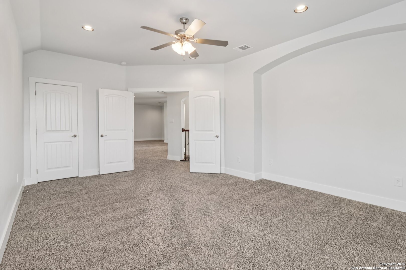 31040 Clover Pass Bulverde, TX 78163 - Photo 31 of 43 an empty room with a ceiling fan and a window