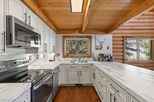 $1,275,000 | 4947 Snow White Road, Mount Charleston, NV 89124