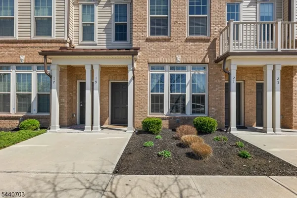 $2,950 | 19 South Davenport Street, Somerville, NJ 08876