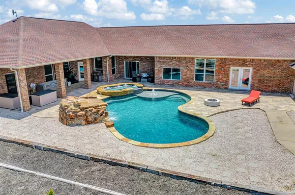 $1,290,000 | 1627 Farm To Market Road 547, Farmersville, TX 75442