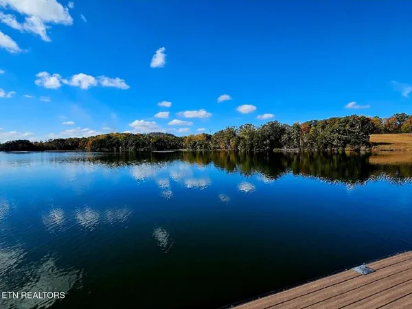 $1,075,000 | 155 Pineberry Drive, Vonore, TN 37885