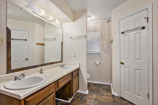 $520,000 | 508-510 Clarence Street, Tomball, TX 77375