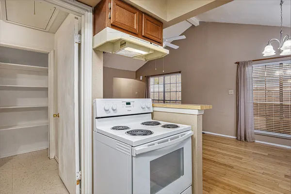 $520,000 | 508-510 Clarence Street, Tomball, TX 77375