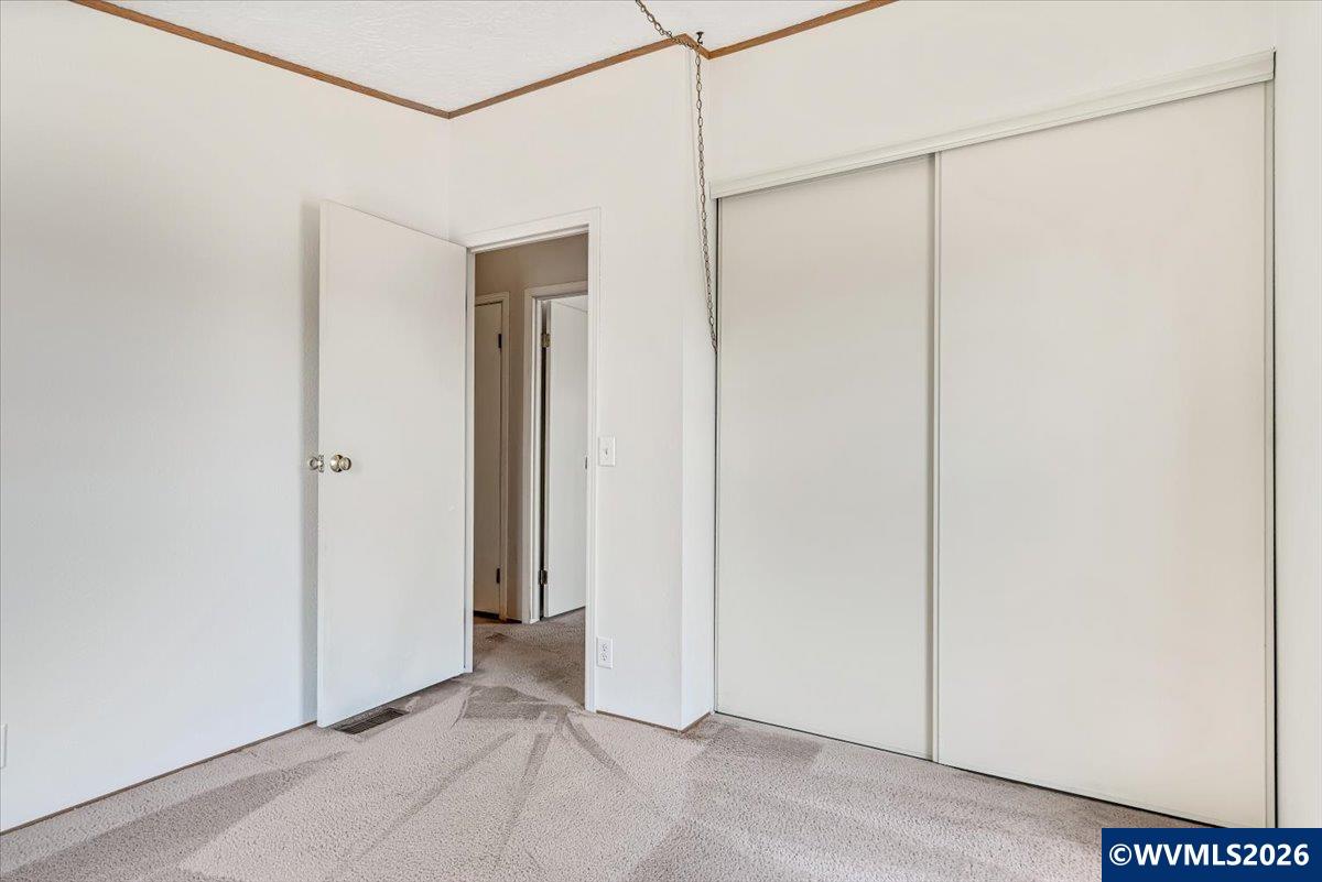 5422 Portland Road Northeast, Unit 102 Salem, OR 97305 - Photo 23 of 37