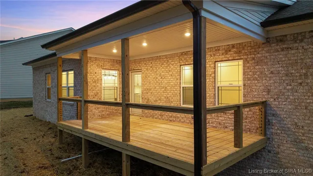 $379,900 | 422 Pine Dr Circle, Henryville, IN 47126