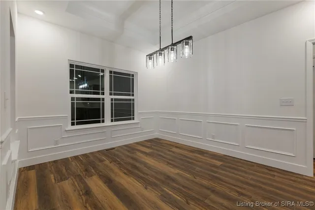 $379,900 | 422 Pine Dr Circle, Henryville, IN 47126