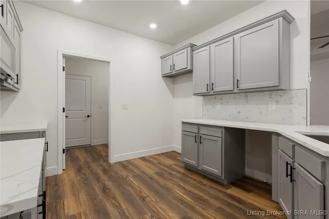 $379,900 | 422 Pine Dr Circle, Henryville, IN 47126