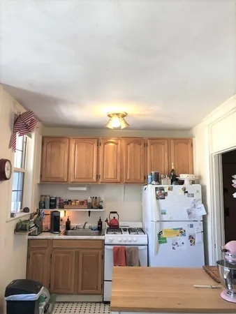 $3,000 | 120 Glenville Avenue, Unit 9, Boston, MA 02134