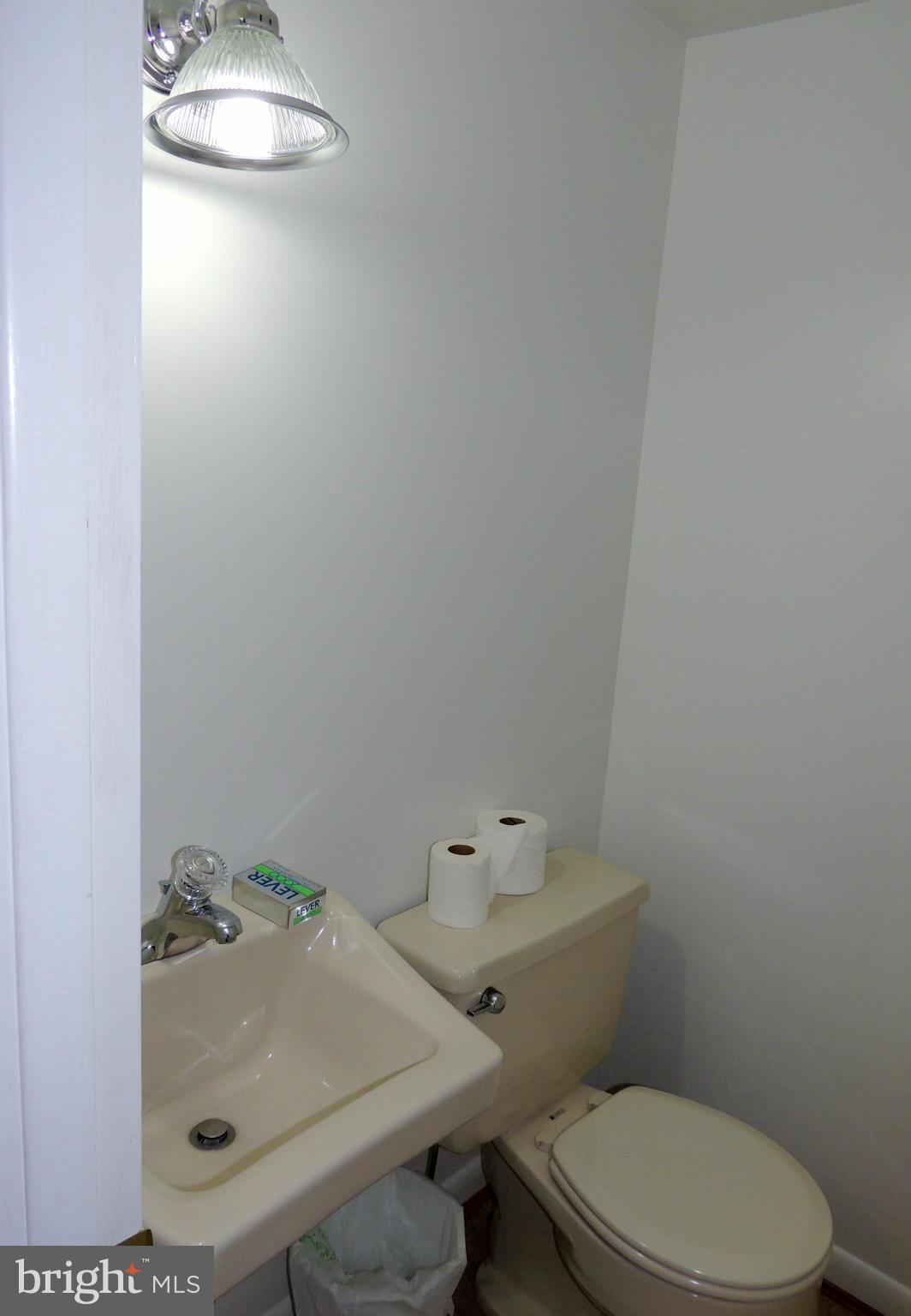 3355 Easton Road Edgewater, MD 21037 - Photo 16 of 30 Bath
