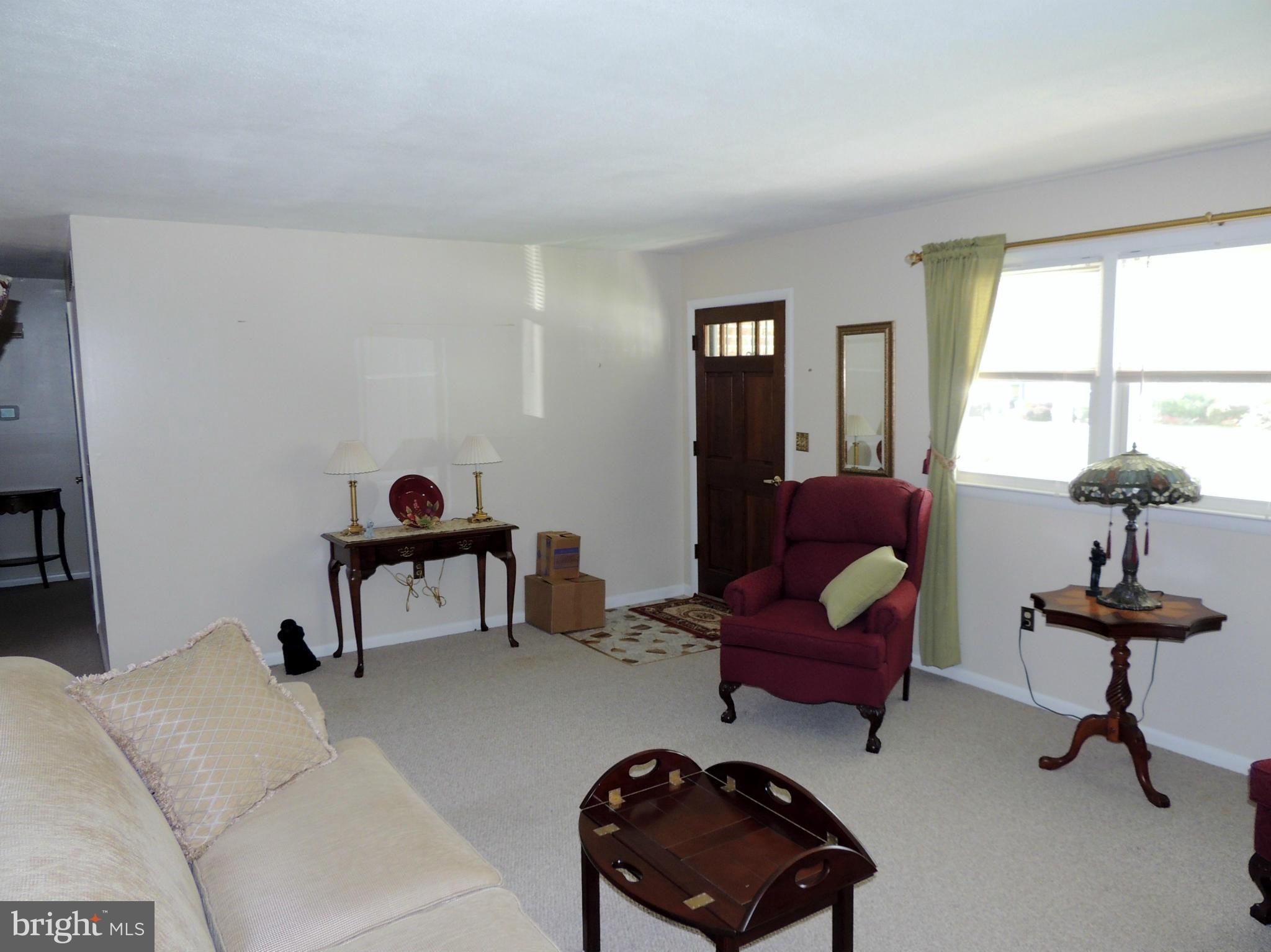 3355 Easton Road Edgewater, MD 21037 - Photo 3 of 30 Living Room