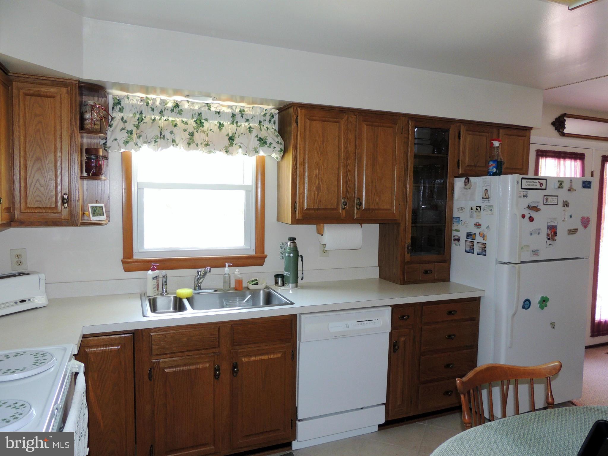3355 Easton Road Edgewater, MD 21037 - Photo 6 of 30 Kitchen