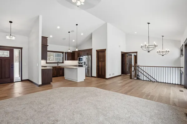 $799,900 | 906 Acorn Court, Hudson, WI 54016