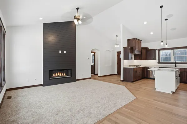 $799,900 | 906 Acorn Court, Hudson, WI 54016