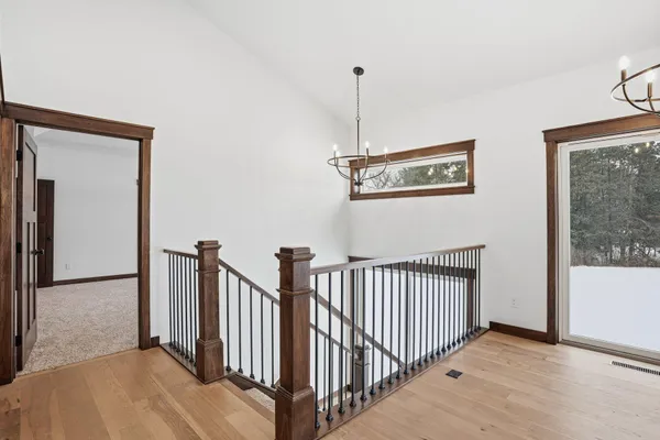$799,900 | 906 Acorn Court, Hudson, WI 54016