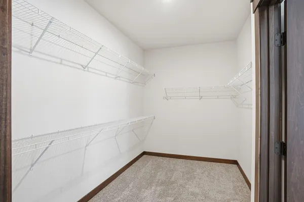 $799,900 | 906 Acorn Court, Hudson, WI 54016