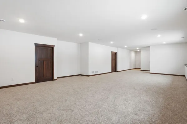 $799,900 | 906 Acorn Court, Hudson, WI 54016