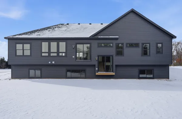 $799,900 | 906 Acorn Court, Hudson, WI 54016