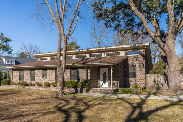 $3,500 | 1612 Means Street, Charleston, SC 29412