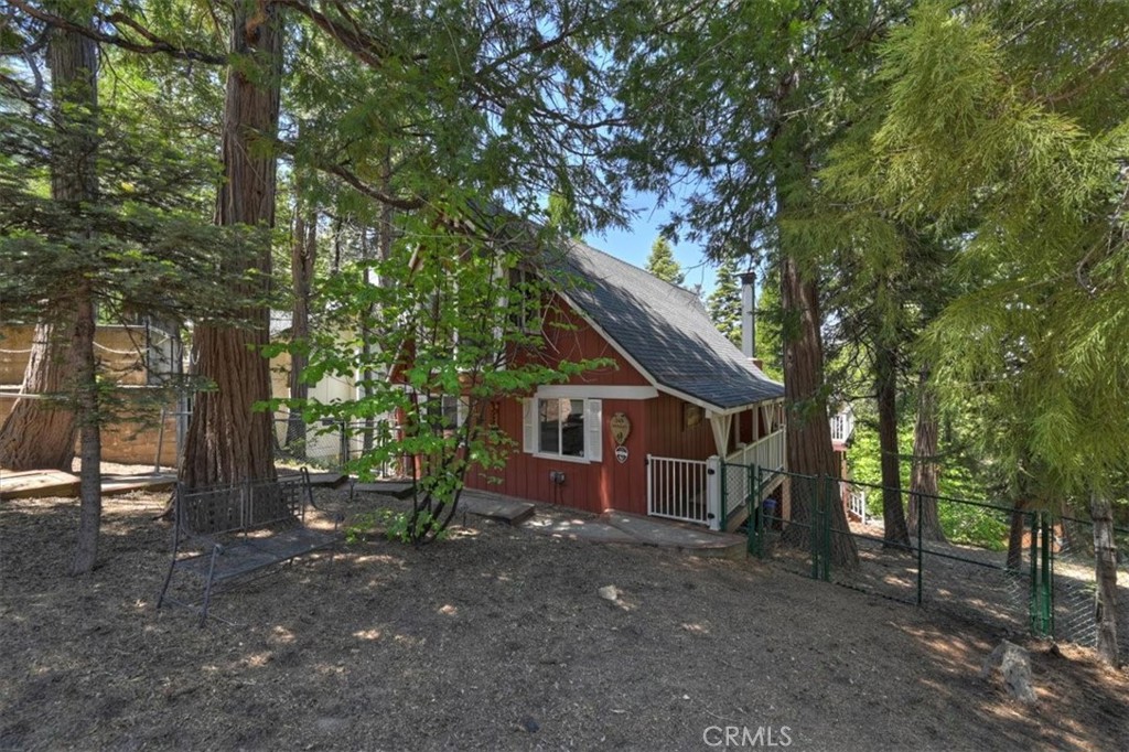349 Castle Gate Road Lake Arrowhead, CA 92352 - Photo 61 of 73