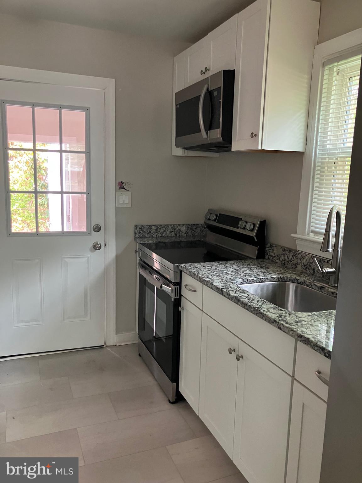 915 Hampton Road Petersburg, VA 23805 - Photo 18 of 50