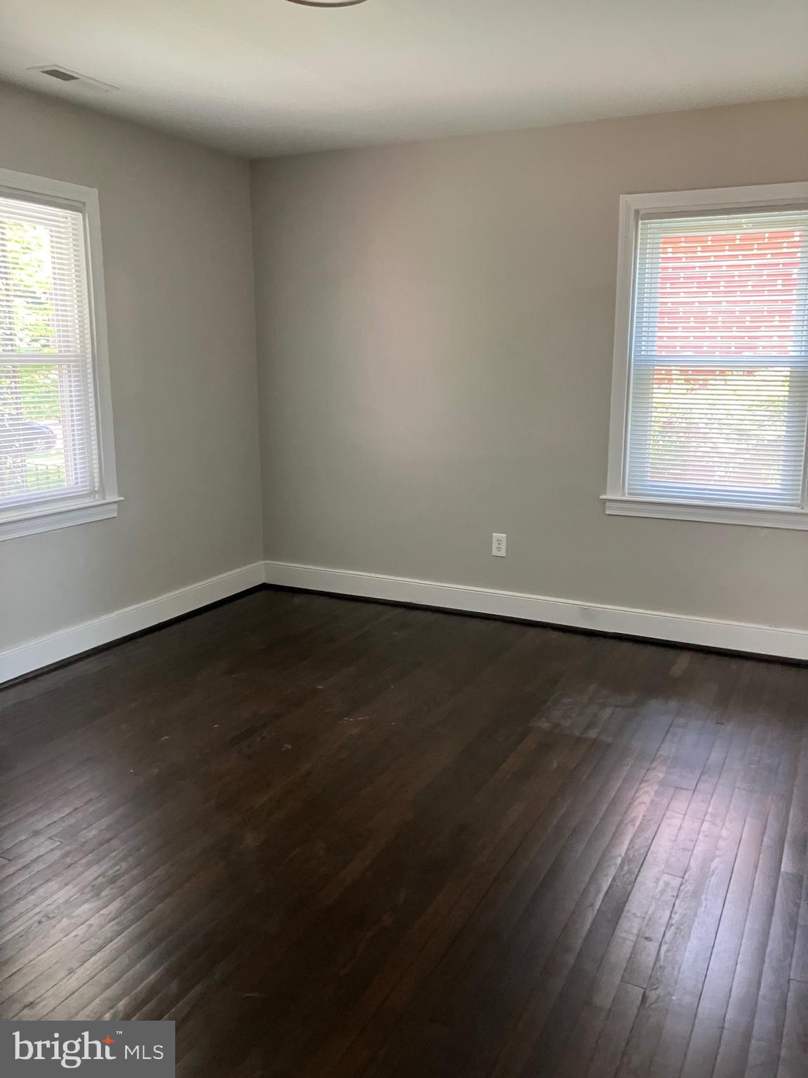 915 Hampton Road Petersburg, VA 23805 - Photo 23 of 50
