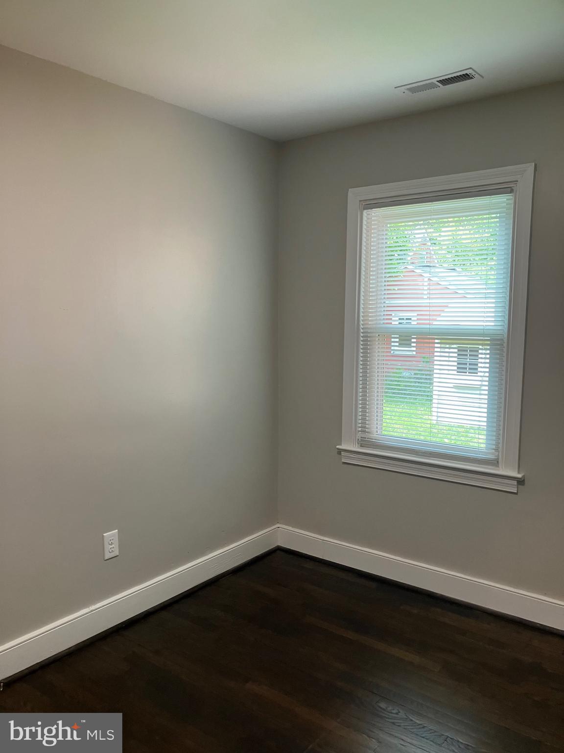 915 Hampton Road Petersburg, VA 23805 - Photo 28 of 45