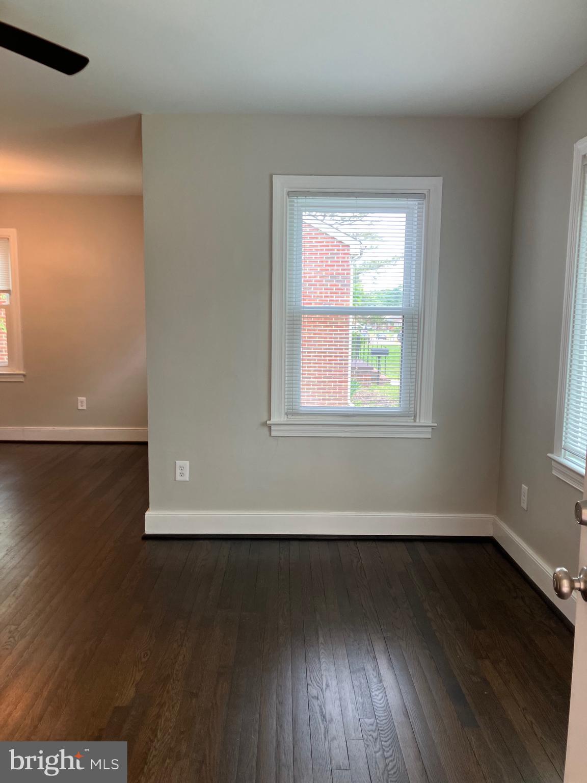 915 Hampton Road Petersburg, VA 23805 - Photo 8 of 45