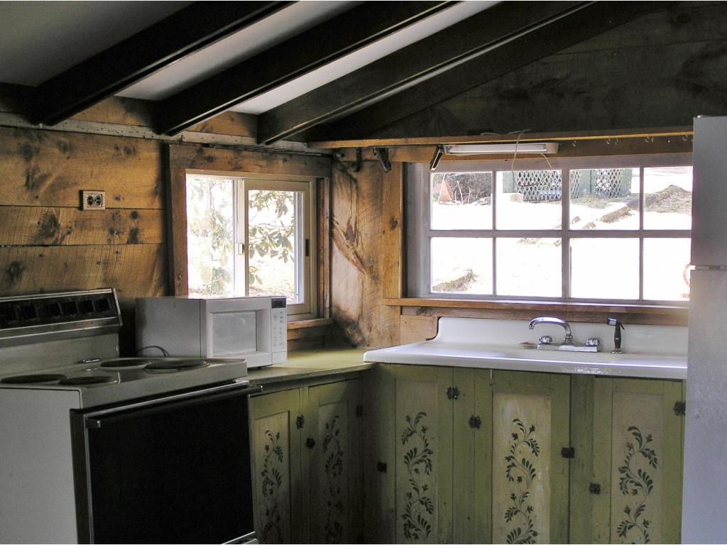 42 Emerson Road Newport, NH 03773 - Photo 3 of 6