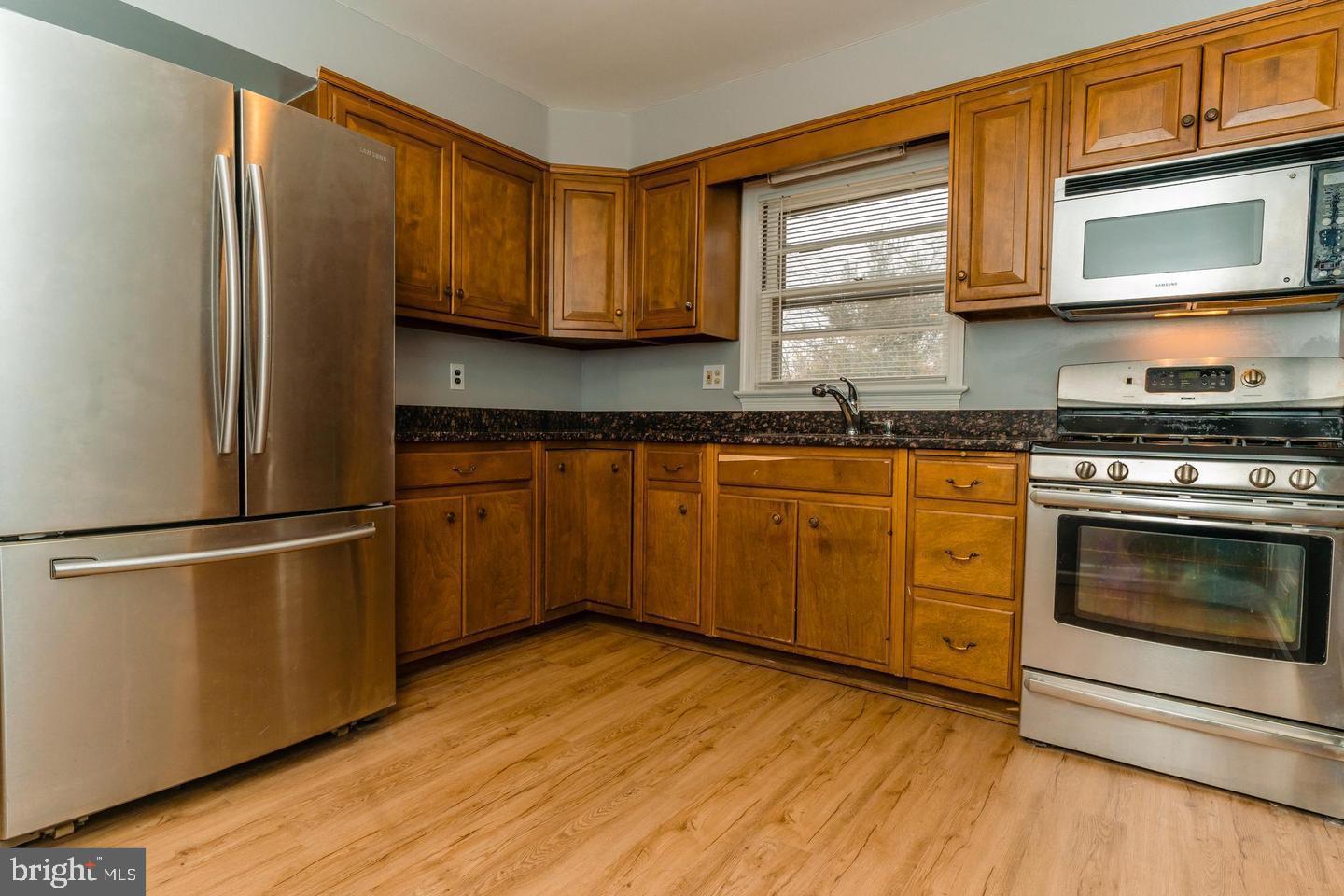 2704 Hughes Road Adelphi, MD 20783 - Photo 3 of 11 Kitchen