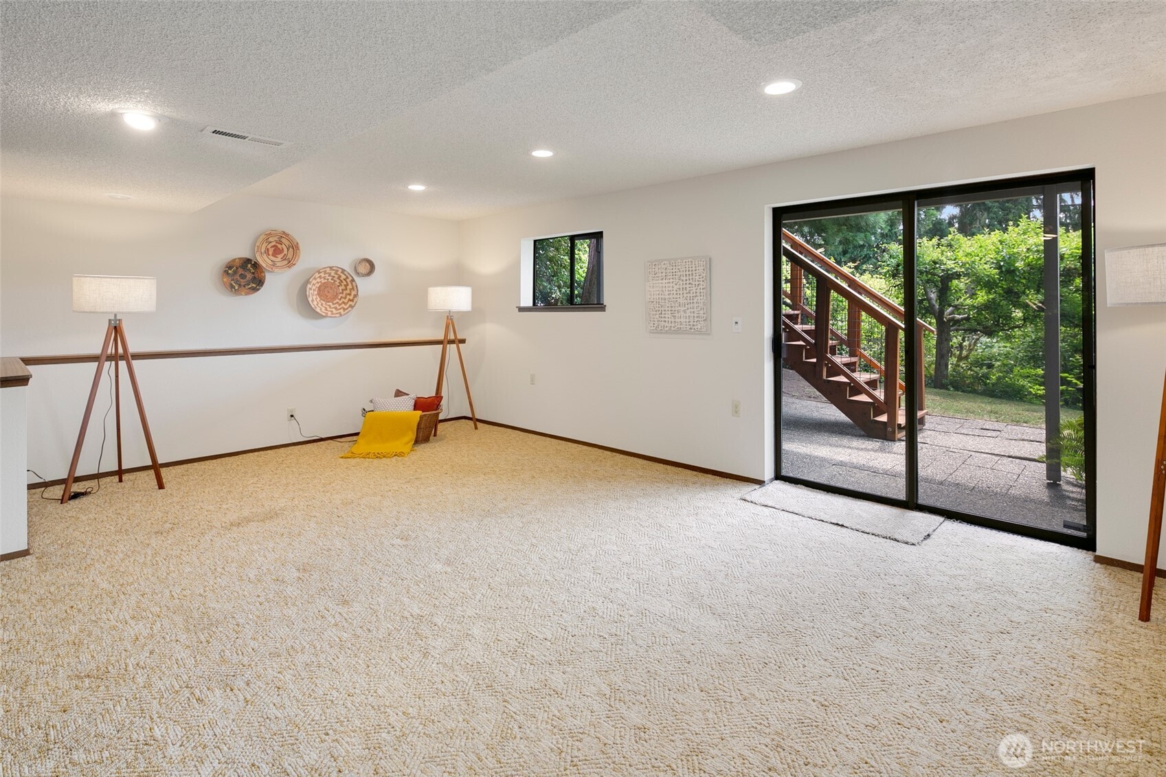 2215 Jones Place Southeast Renton, WA 98055 - Photo 21 of 33 Gallery Image 21